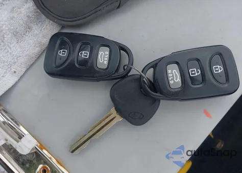 2013 Hyundai Elantra Gls из США, поврежденный, VIN 5NPDH4AE0DH364777